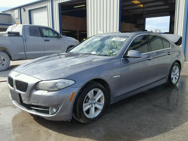 WBAXG5C50DDY34943 - 2013 BMW 528 I GRAY photo 2