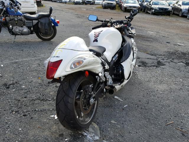 JS1GX72A4B2100533 - 2011 SUZUKI GSX1300 R WHITE photo 4