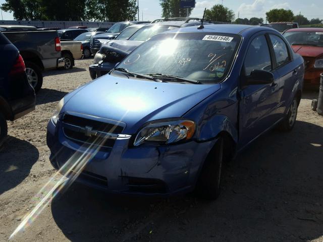 KL1TD56E49B330069 - 2009 CHEVROLET AVEO LS BLUE photo 2