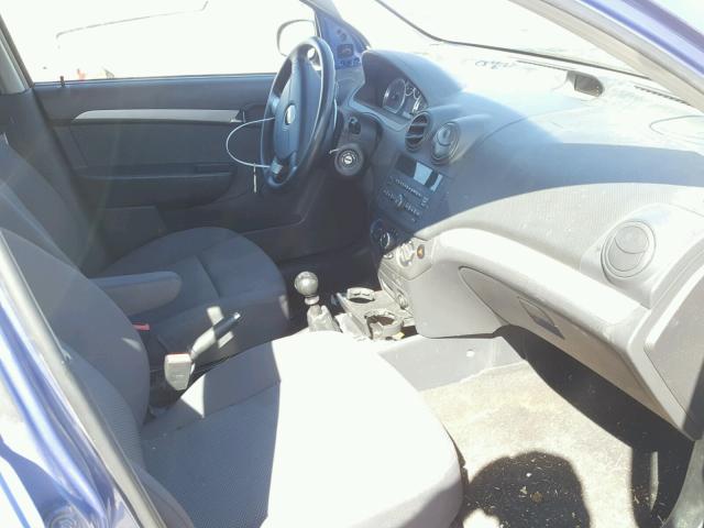 KL1TD56E49B330069 - 2009 CHEVROLET AVEO LS BLUE photo 5