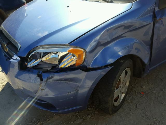 KL1TD56E49B330069 - 2009 CHEVROLET AVEO LS BLUE photo 9