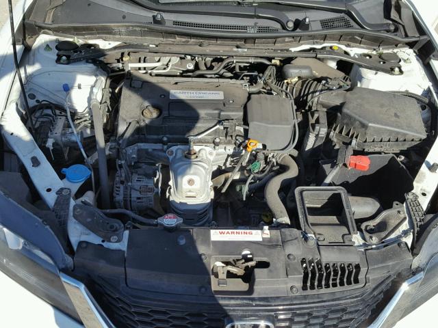 1HGCT1B74EA015852 - 2014 HONDA ACCORD EX WHITE photo 7