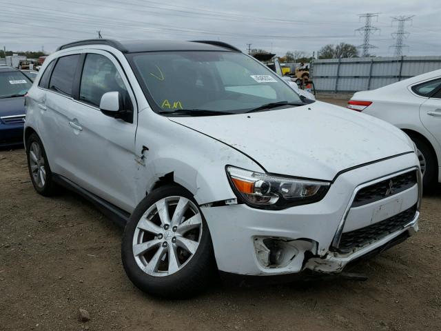 4A4AR4AU4DE014925 - 2013 MITSUBISHI OUTLANDER WHITE photo 1