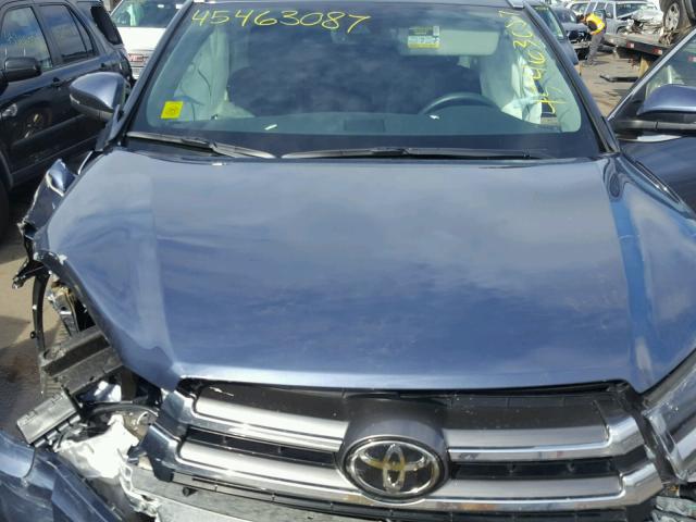 5TDDZRFH2HS419520 - 2017 TOYOTA HIGHLANDER BLUE photo 7