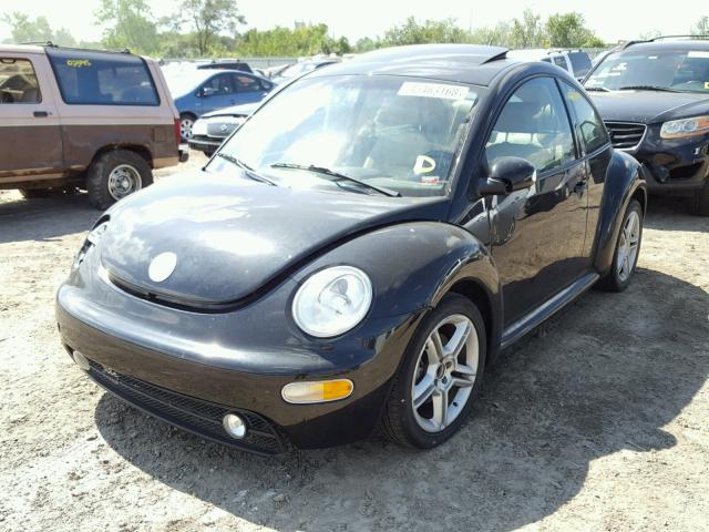 3VWCD31C94M416088 - 2004 VOLKSWAGEN NEW BEETLE BLACK photo 2