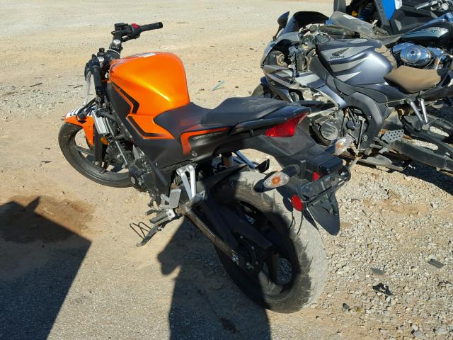 MLHNC5100G5201223 - 2016 HONDA CBR300 R ORANGE photo 3