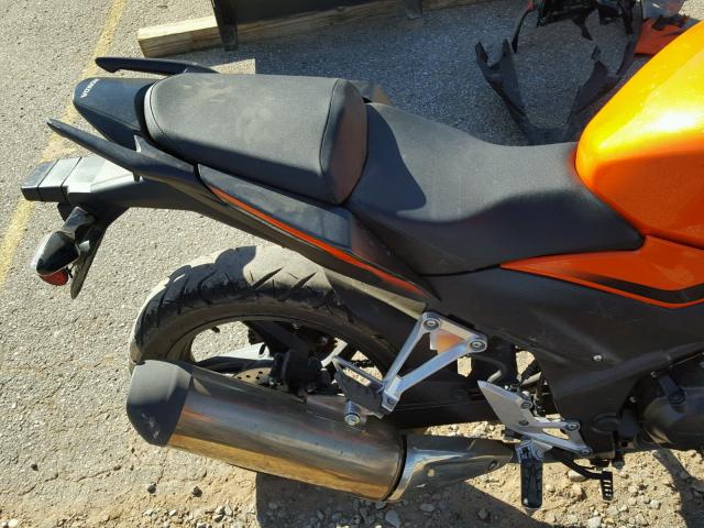 MLHNC5100G5201223 - 2016 HONDA CBR300 R ORANGE photo 6