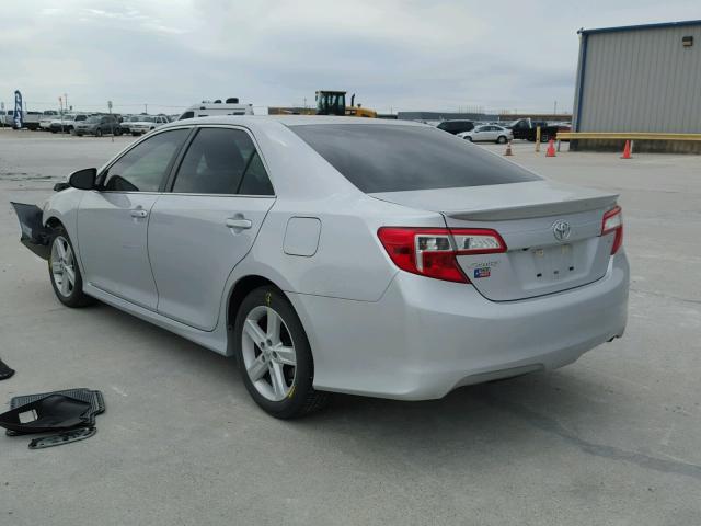 4T1BF1FK3EU424998 - 2014 TOYOTA CAMRY L SILVER photo 3