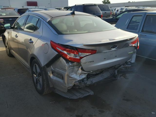 KNAGM4AD1C5011170 - 2012 KIA OPTIMA HYB SILVER photo 3