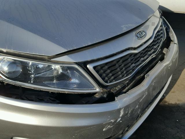 KNAGM4AD1C5011170 - 2012 KIA OPTIMA HYB SILVER photo 9