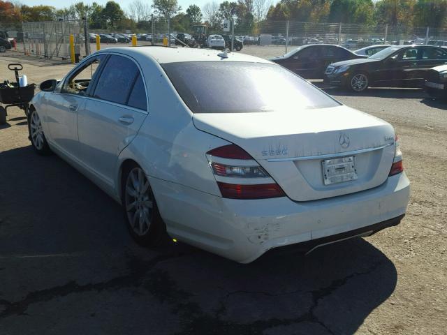 WDDNG86X87A141607 - 2007 MERCEDES-BENZ S 550 4MAT WHITE photo 3