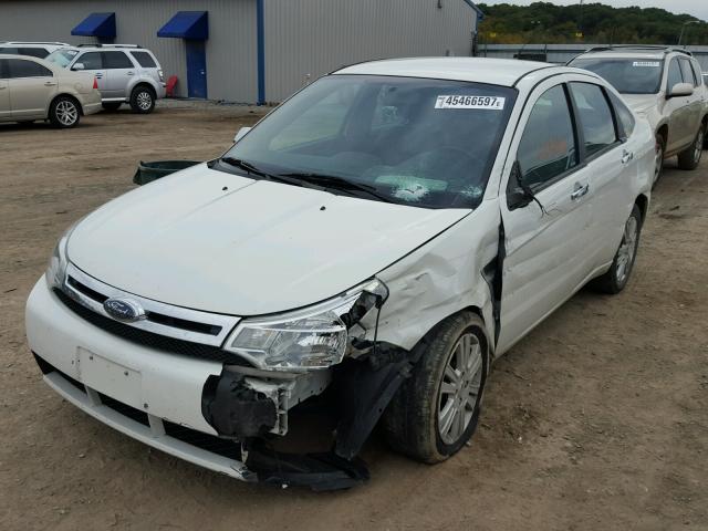 1FAHP37N79W108455 - 2009 FORD FOCUS SEL WHITE photo 2