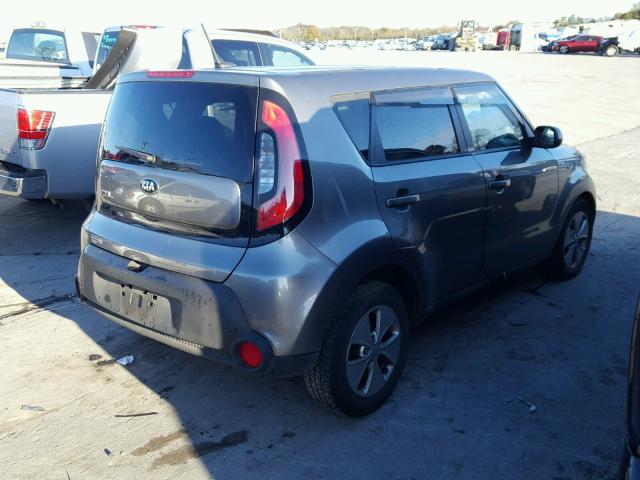 KNDJN2A29G7334384 - 2016 KIA SOUL SILVER photo 4