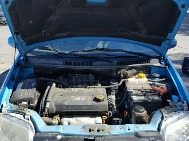KL1TD66657B770104 - 2007 CHEVROLET AVEO BASE Niebieski zdjęcie 7