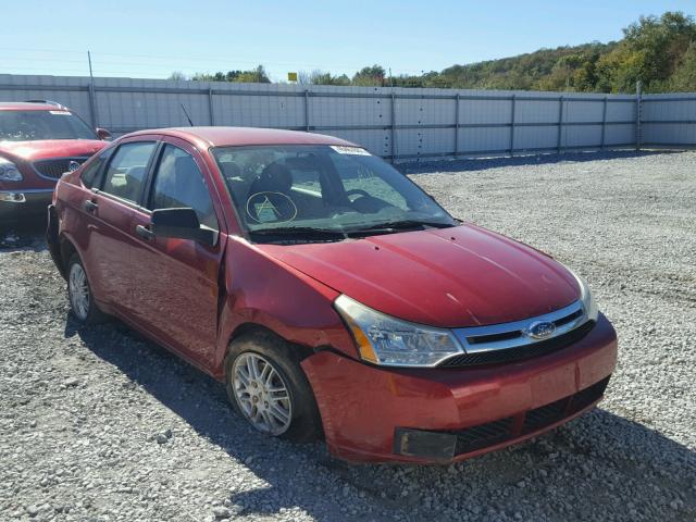 1FAHP3FN8AW133189 - 2010 FORD FOCUS SE RED photo 1