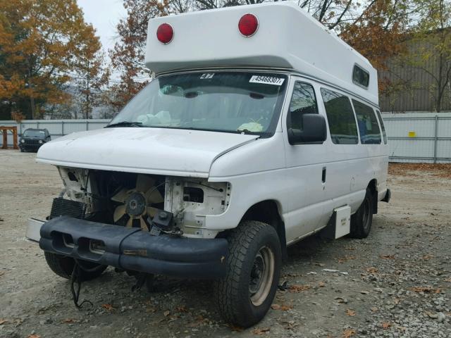 1FTSS34S45HA24035 - 2005 FORD ECONOLINE WHITE photo 2