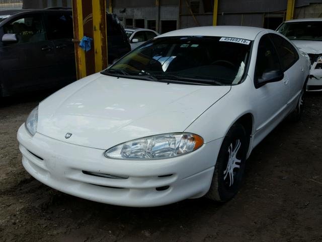 2B3HD46R44H641983 - 2004 DODGE INTREPID S WHITE photo 2