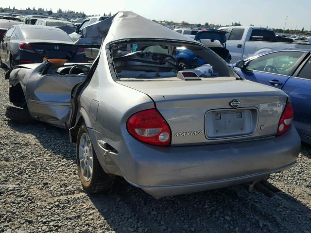 JN1CA31D4YT511690 - 2000 NISSAN MAXIMA GLE SILVER photo 3