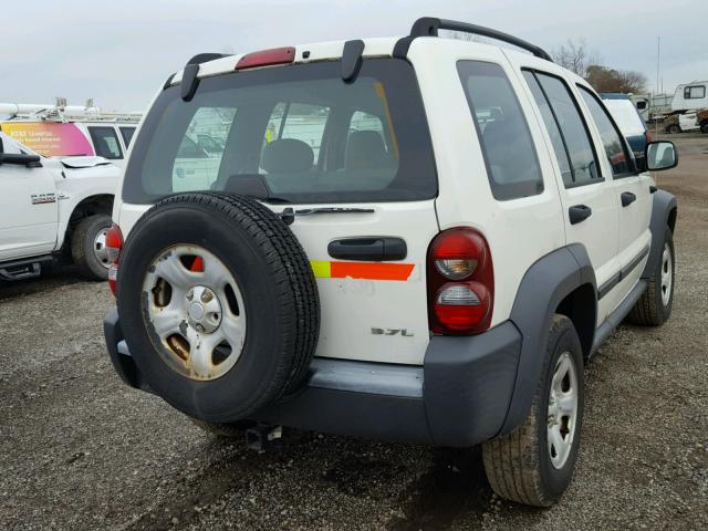 1J4GL48K76W199633 - 2006 JEEP LIBERTY SP WHITE photo 4