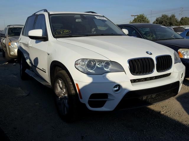 5UXZV4C52CL747866 - 2012 BMW X5 XDRIVE3 WHITE photo 1