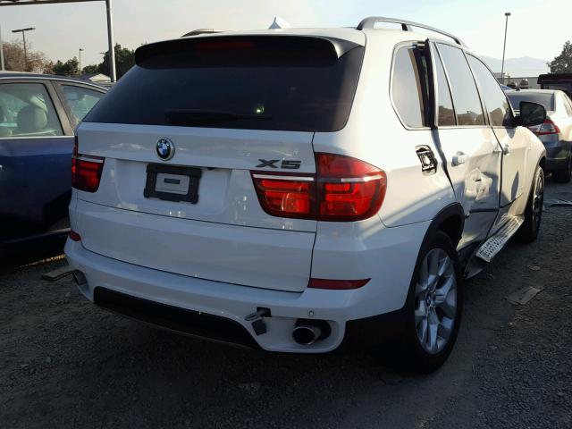 5UXZV4C52CL747866 - 2012 BMW X5 XDRIVE3 WHITE photo 4