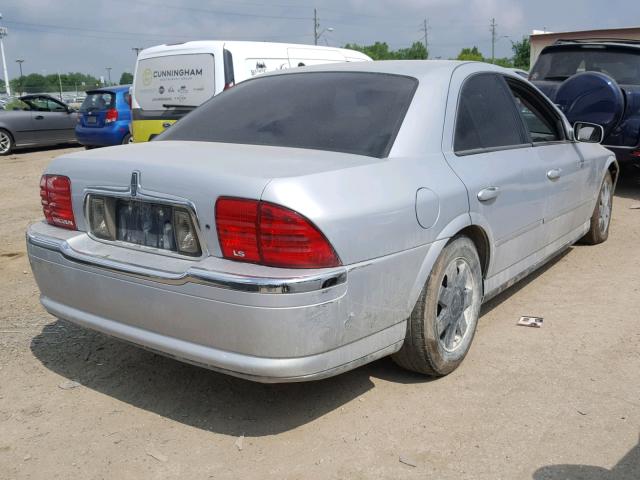 1LNHM86S32Y634837 - 2002 LINCOLN LS 银色 照片 4