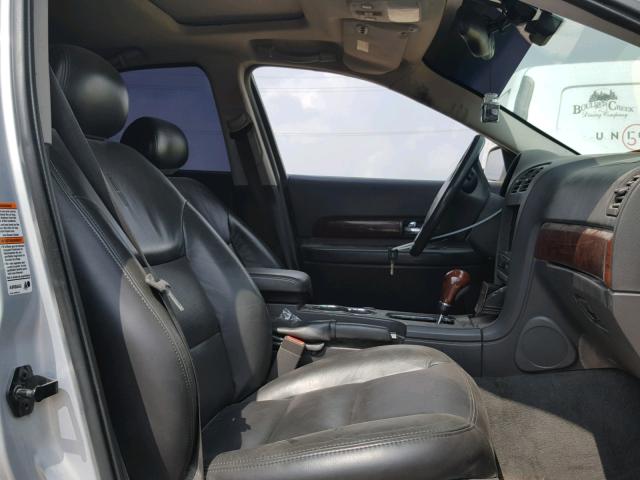 1LNHM86S32Y634837 - 2002 LINCOLN LS 银色 照片 5