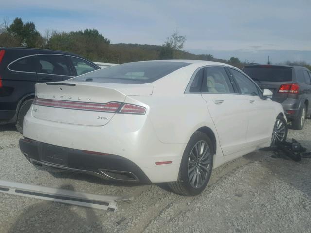 3LN6L5LUXHR622836 - 2017 LINCOLN MKZ WHITE photo 4