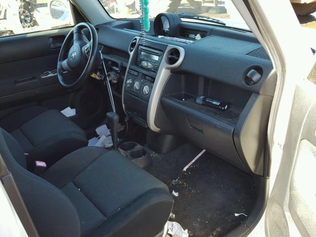 JTLKT324664086731 - 2006 TOYOTA SCION XB 白色 照片 5