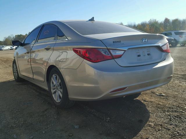 5NPEB4ACXBH169674 - 2011 HYUNDAI SONATA GOLD photo 3