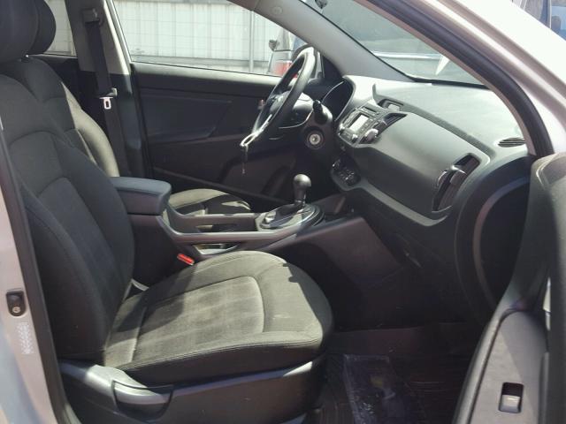 KNDPB3A26D7504611 - 2013 KIA SPORTAGE B SILVER photo 5