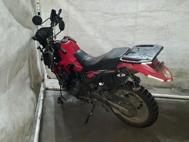 JKAKLEE119DA27208 - 2009 KAWASAKI KL650 E RED photo 3