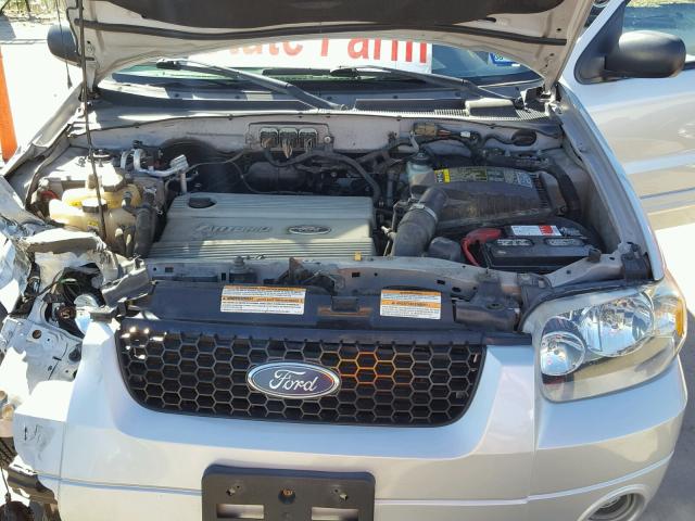 1FMCU96H86KC55300 - 2006 FORD ESCAPE HEV SILVER photo 7