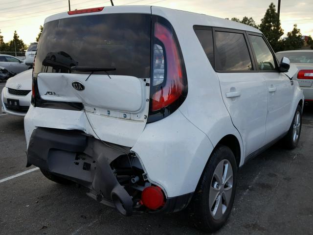 KNDJN2A23F7231492 - 2015 KIA SOUL WHITE photo 4