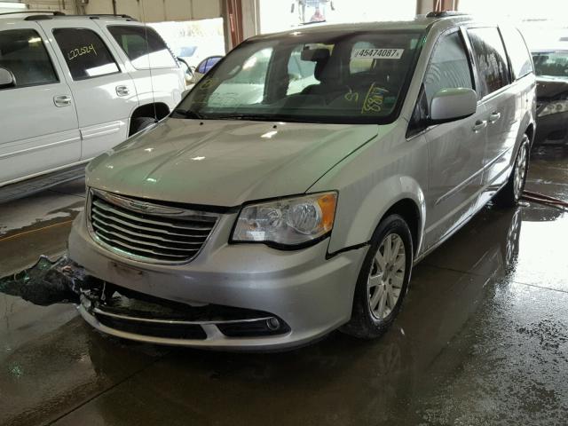 2C4RC1BG5CR288817 - 2012 CHRYSLER TOWN & COU SILVER photo 2