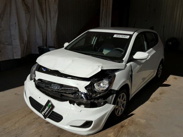 KMHCT5AE2EU188284 - 2014 HYUNDAI ACCENT GLS WHITE photo 2