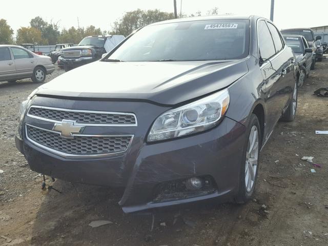 1G11H5SA4DF268903 - 2013 CHEVROLET MALIBU LTZ GRAY photo 2