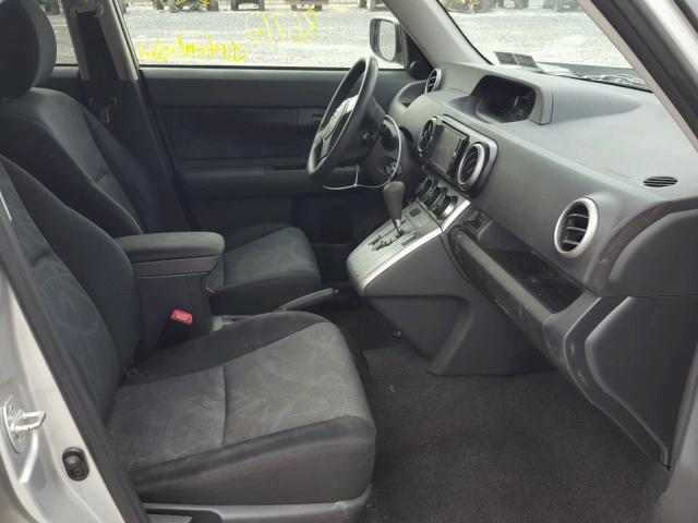 JTLZE4FE0CJ002515 - 2012 TOYOTA SCION XB Plata foto 5