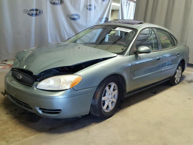 1FAFP56UX6A120460 - 2006 FORD TAURUS SEL GREEN photo 2