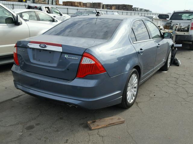 3FADP0L39CR450372 - 2012 FORD FUSION HYB BLUE photo 4