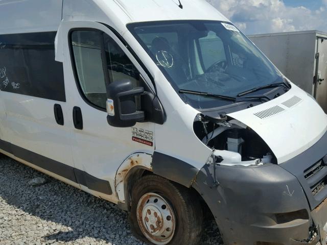 3C6URVJG1HE523814 - 2017 RAM PROMASTER 白色 照片 9