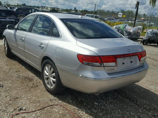 KMHFC46F98A332637 - 2008 HYUNDAI AZERA SE SILVER photo 3