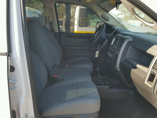 3C63RRGL2HG672776 - 2017 RAM 3500 ST WHITE photo 5