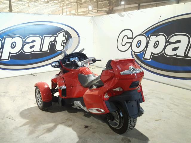 2BXJBHC1XBV000525 - 2011 CAN-AM SPYDER ROA RED photo 3