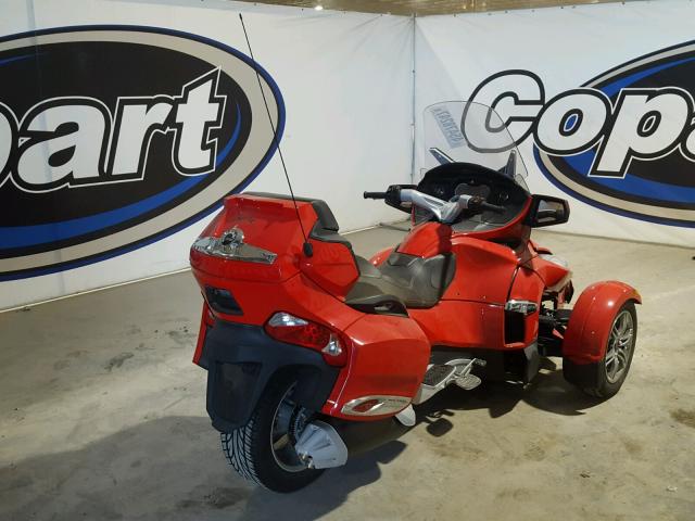 2BXJBHC1XBV000525 - 2011 CAN-AM SPYDER ROA RED photo 4