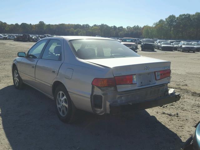 4T1BF22K9YU113589 - 2000 TOYOTA CAMRY LE BEIGE photo 3