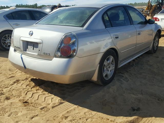 1N4AL11D33C338519 - 2003 NISSAN ALTIMA BAS SILVER photo 4