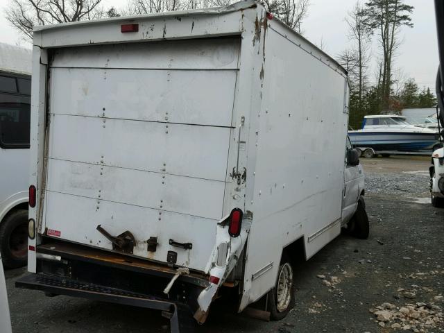 1FDNE35LX5HA95781 - 2005 FORD ECONOLINE WHITE photo 4