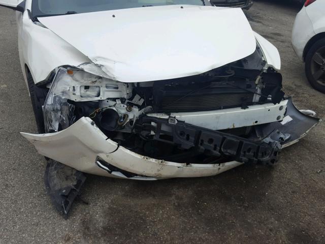 1G1ZE5E17BF394872 - 2011 CHEVROLET MALIBU LTZ 白色 照片 9