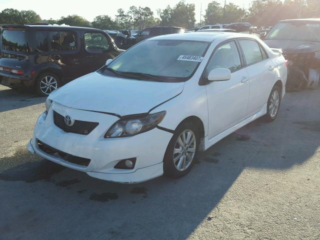 1NXBU4EE1AZ376091 - 2010 TOYOTA COROLLA BA WHITE photo 2